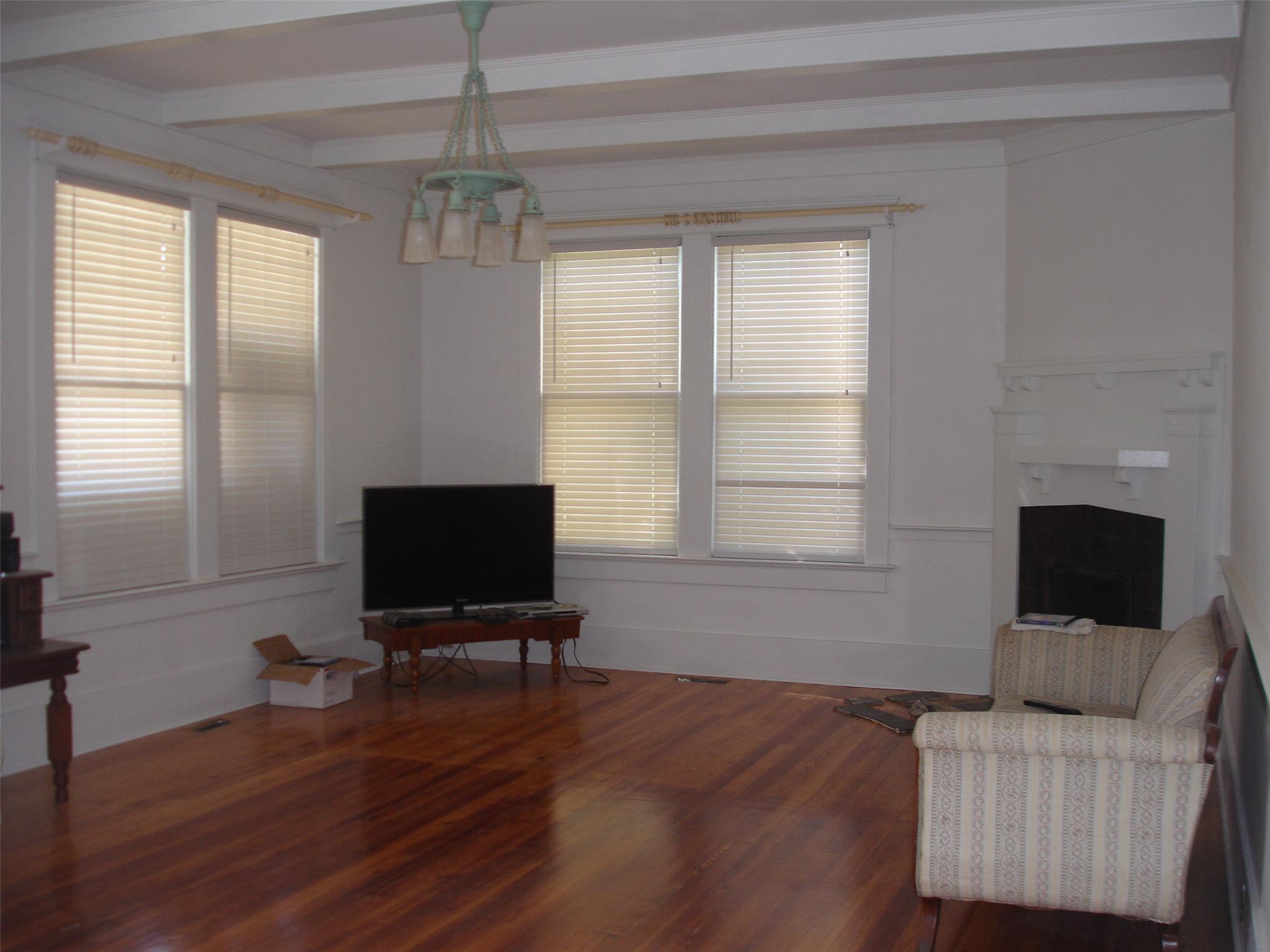315 E 5th St, West Point, GA 31833 photo 3