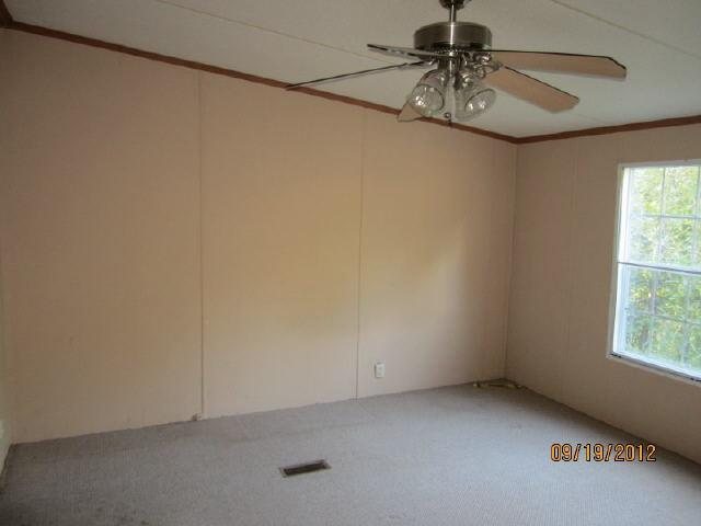5604 Hemlock St, Lula, GA 30554 photo 7