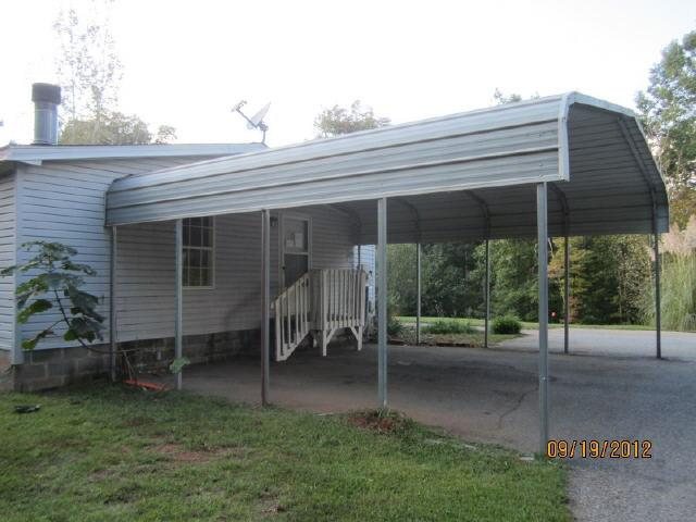 5604 Hemlock St, Lula, GA 30554 photo 3