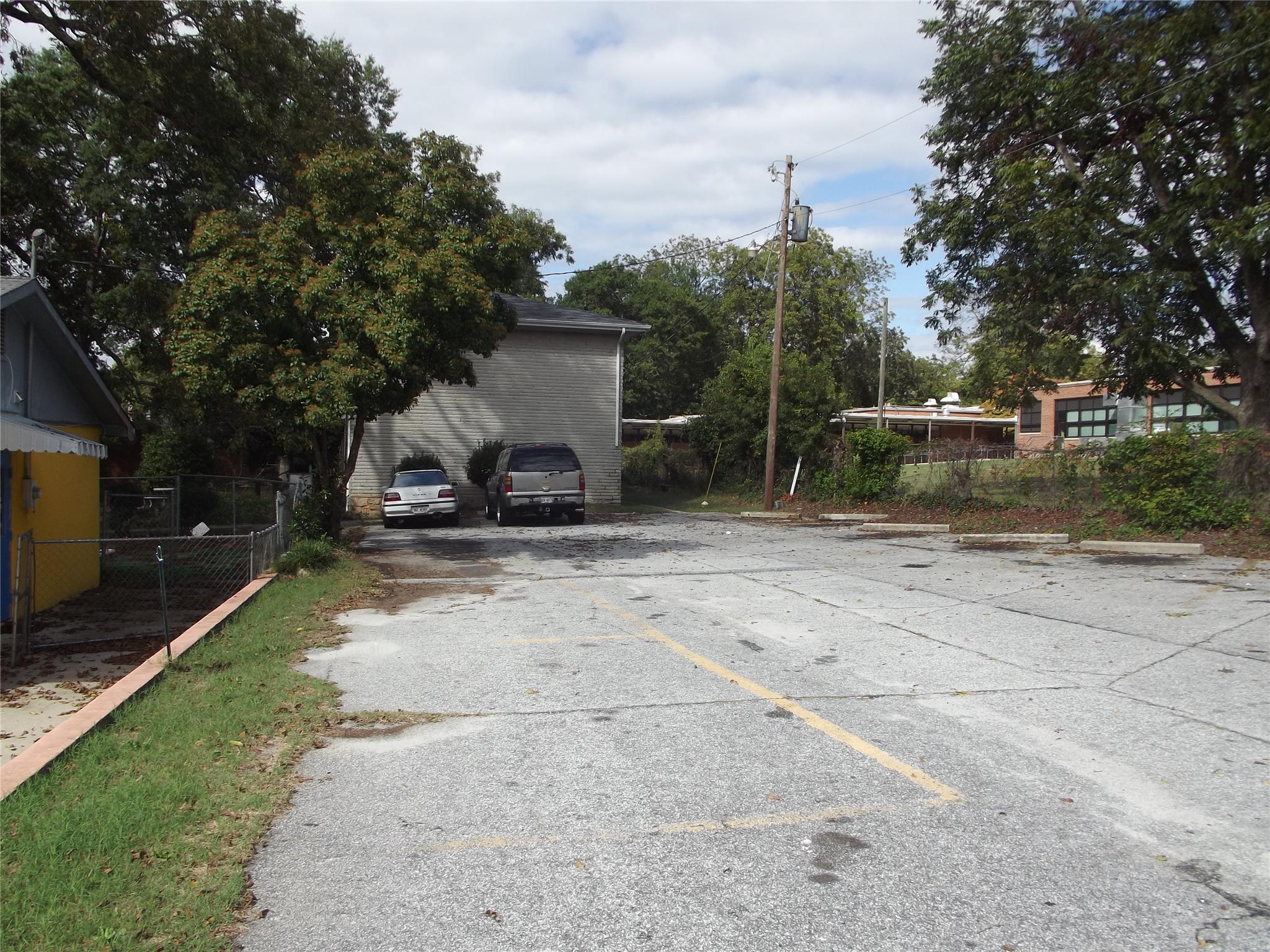 1015 Rosser St, Conyers, GA 30012 photo 2