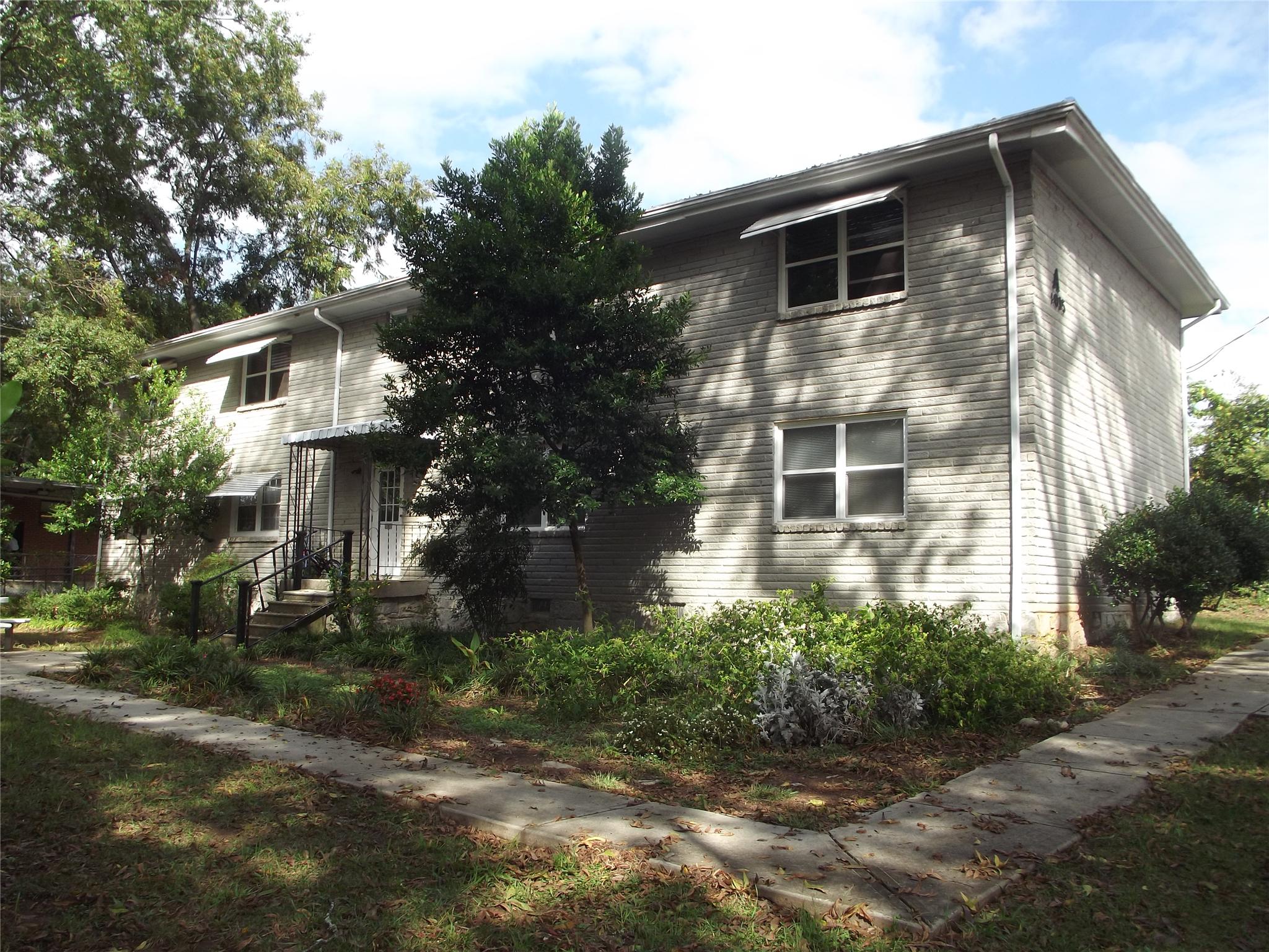 1015 Rosser St, Conyers, GA 30012 photo 1
