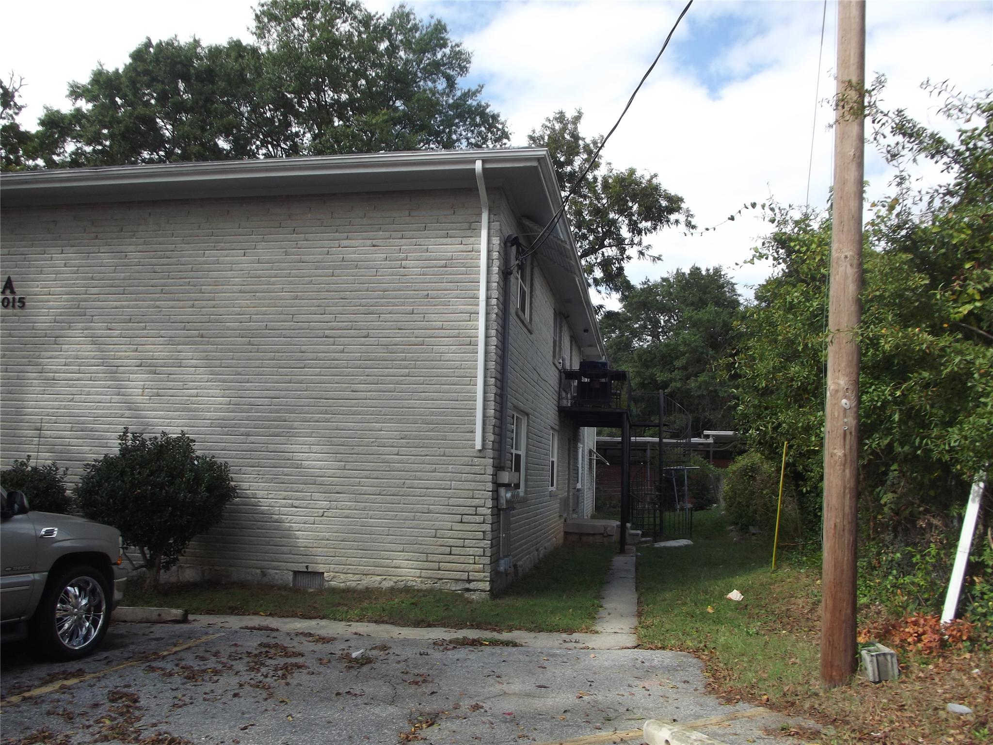 1015 Rosser St, Conyers, GA 30012 photo 3