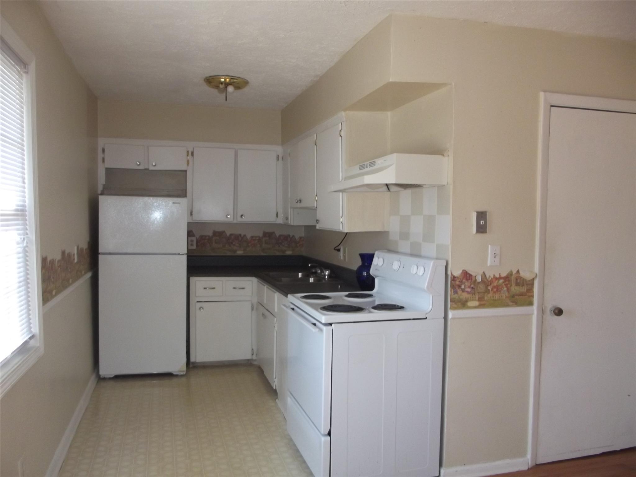 1015 Rosser St, Conyers, GA 30012 photo 12