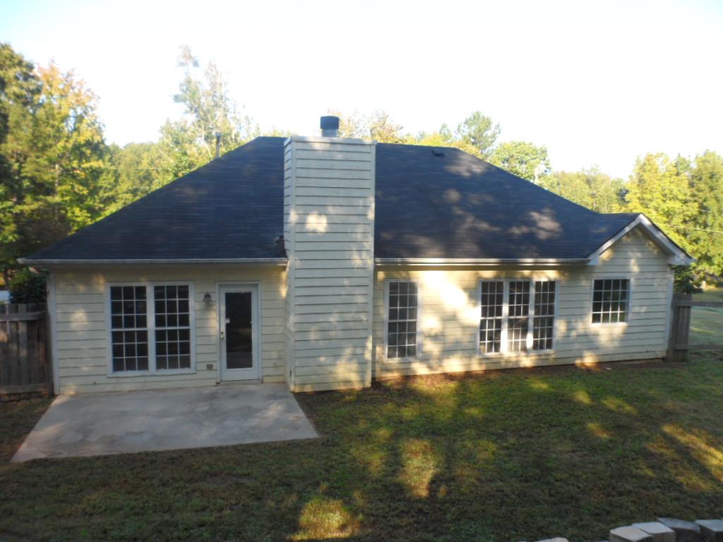 340 Lake Side Dr, Covington, GA 30016 photo 2