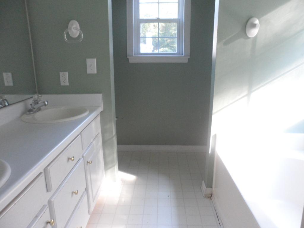 340 Lake Side Dr, Covington, GA 30016 photo 7