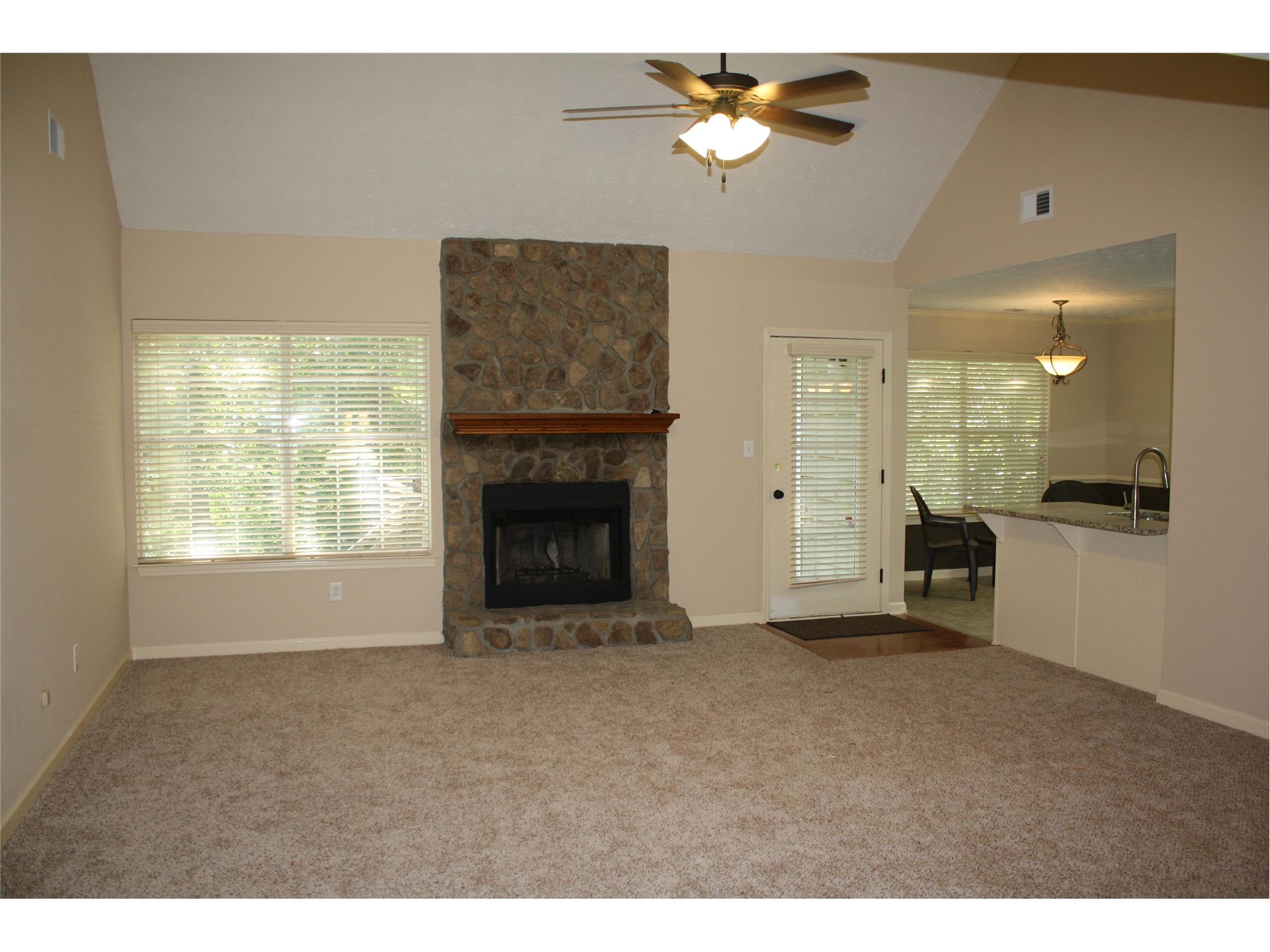 146 River Trace Ct, Mcdonough, GA 30253 photo 3