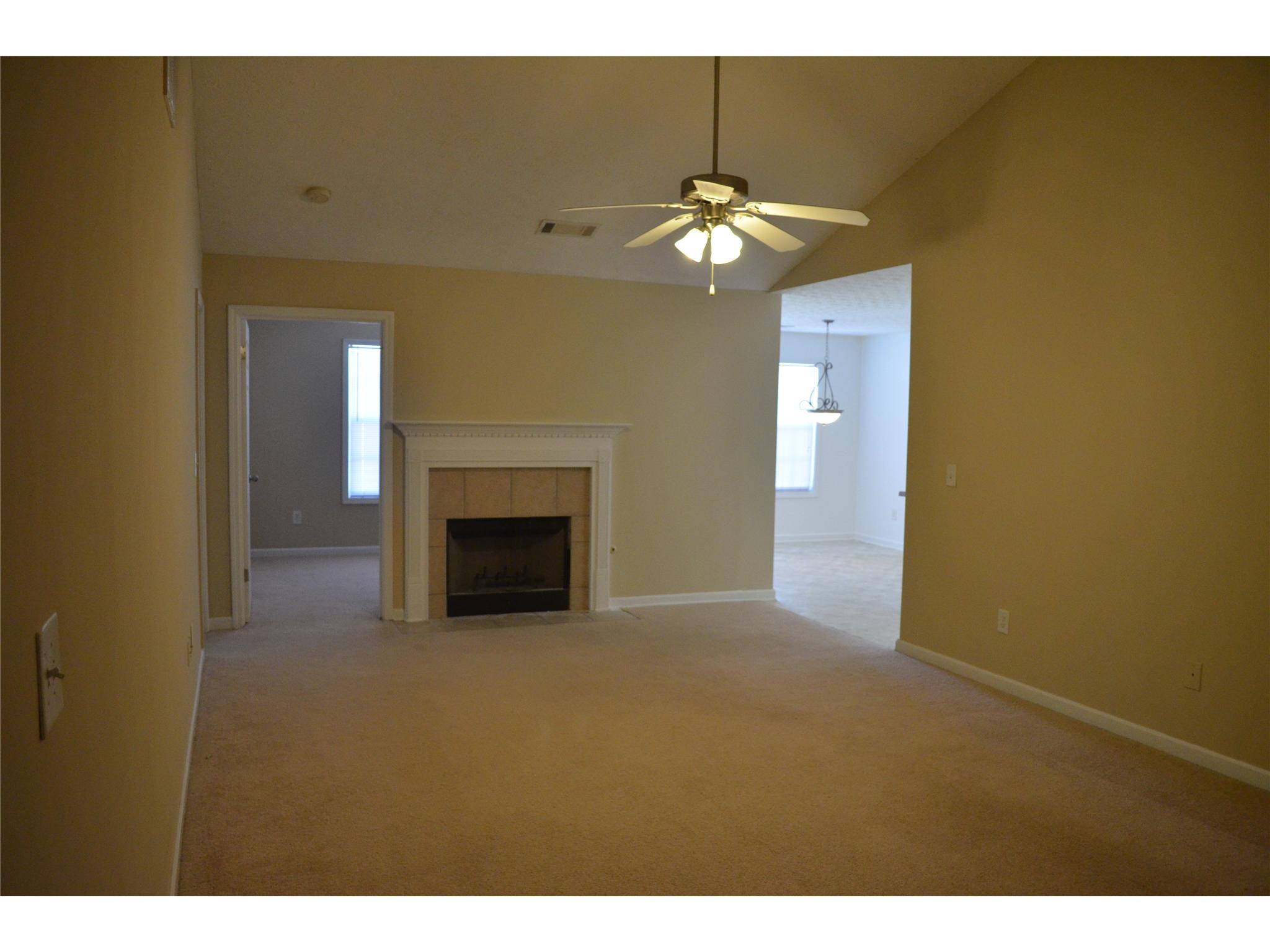 2240 Sugarleaf Trl, Hampton, GA 30228 photo 2