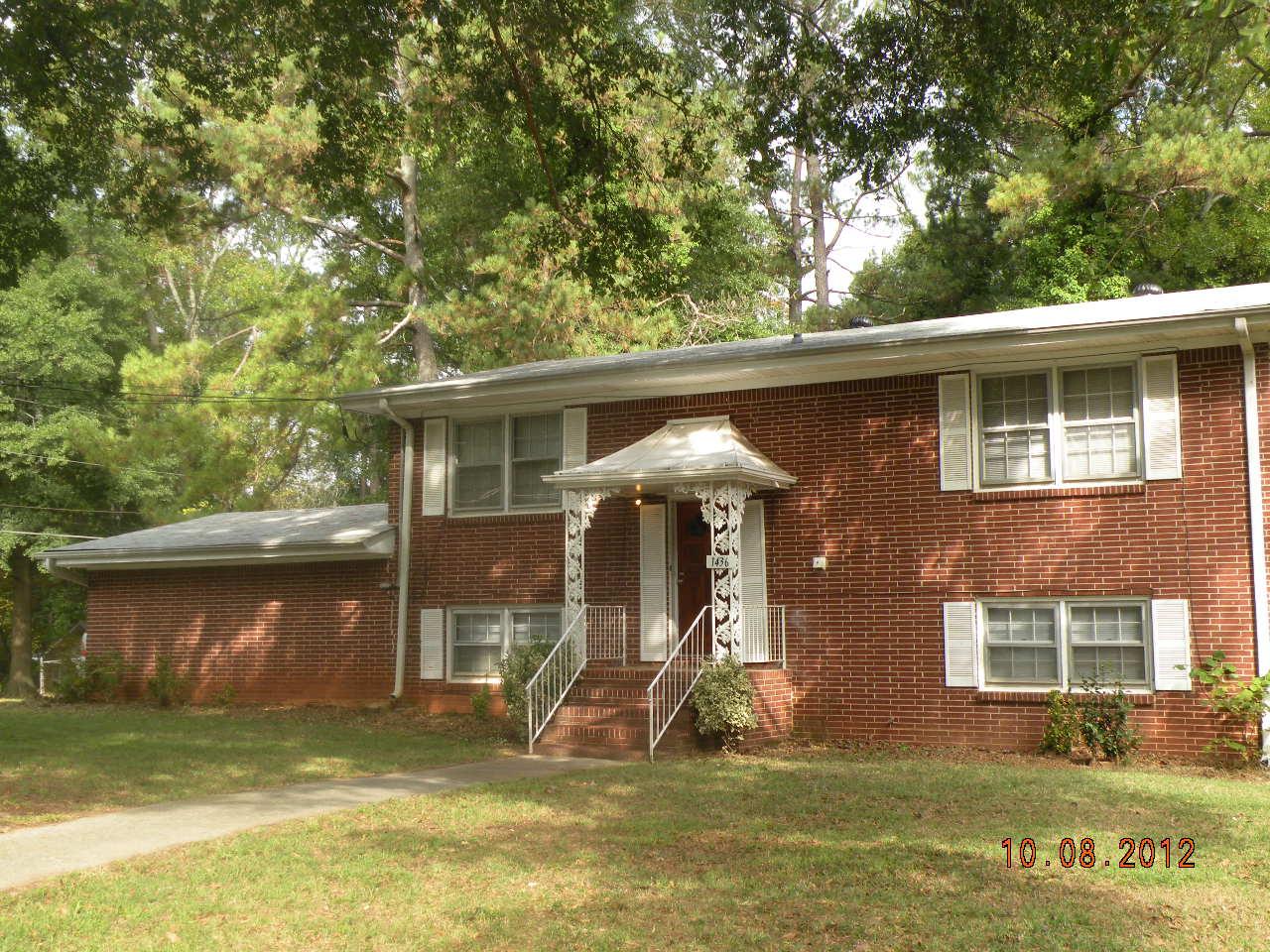 1436 Hammack Dr, Morrow, GA 30260 photo 1
