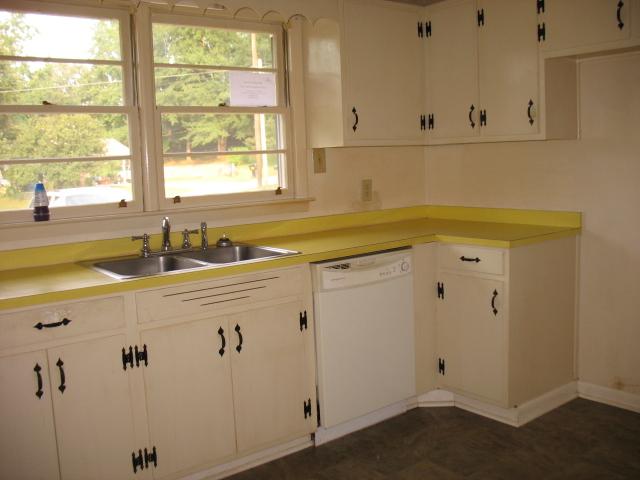 168 Abbey Ln, Toccoa, GA 30577 photo 2