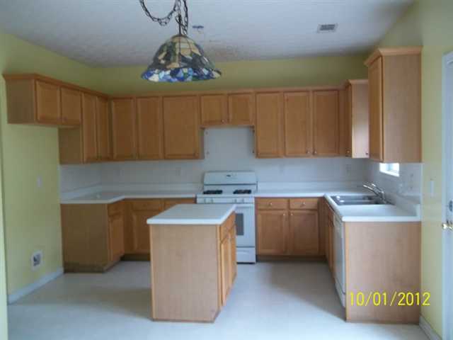 40 Rosemoore Dr, Covington, GA 30014 photo 9
