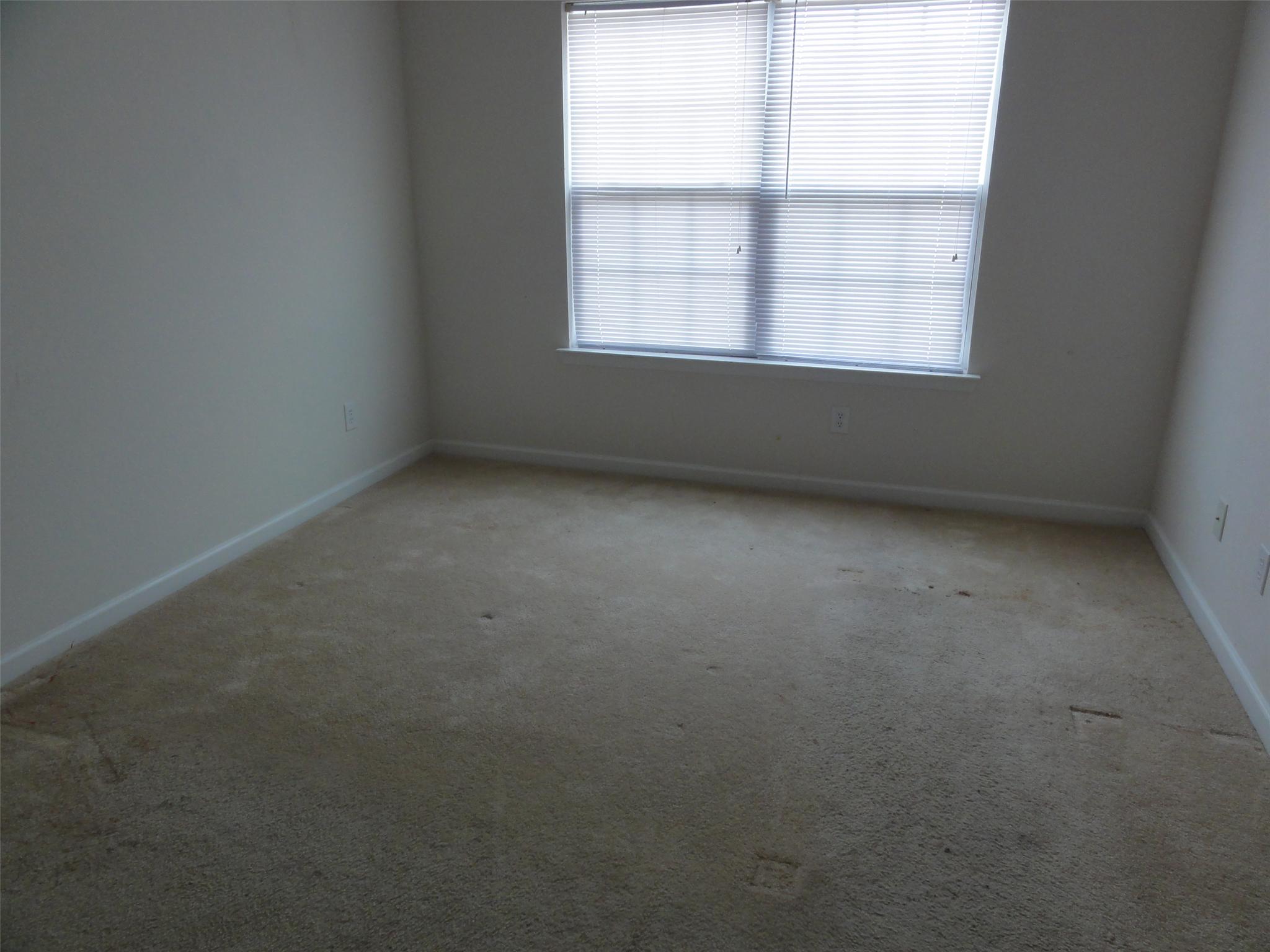 295 Lake Side Pt, Covington, GA 30016 photo 6