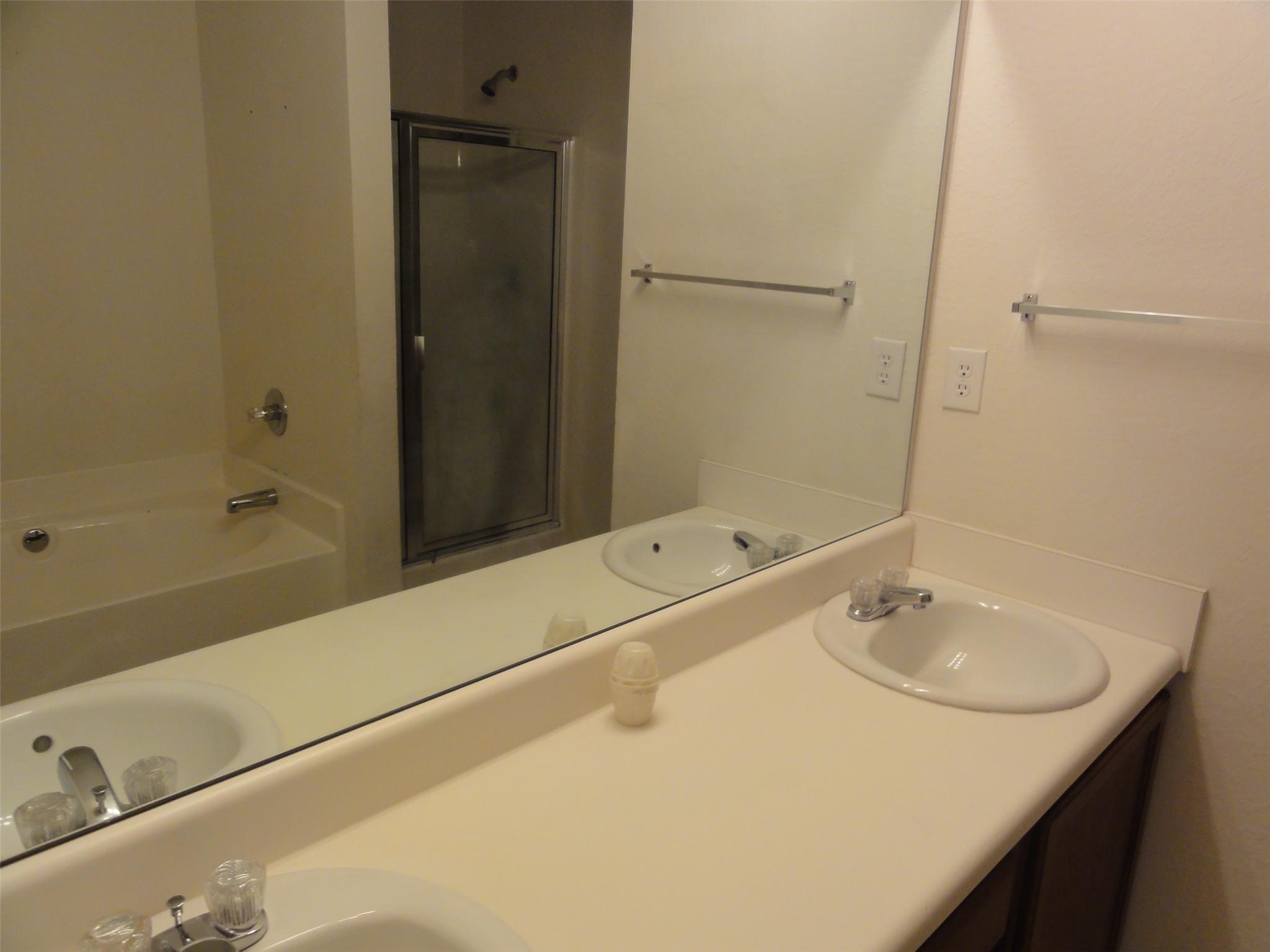 295 Lake Side Pt, Covington, GA 30016 photo 8