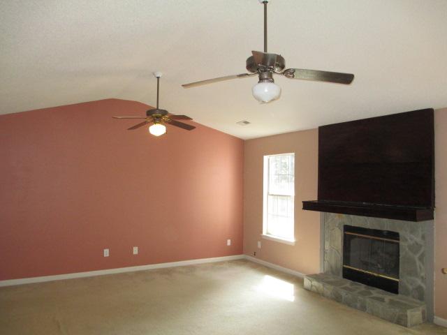 2745 Rosecommons Dr, Hampton, GA 30228 photo 4