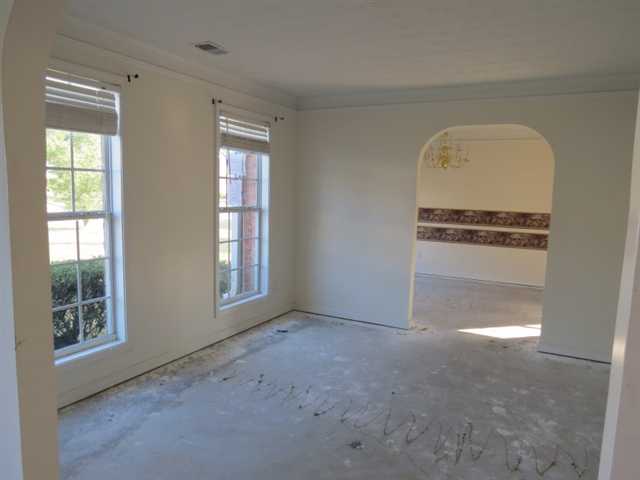 2127 Silva Ct, Stone Mountain, GA 30088 photo 3