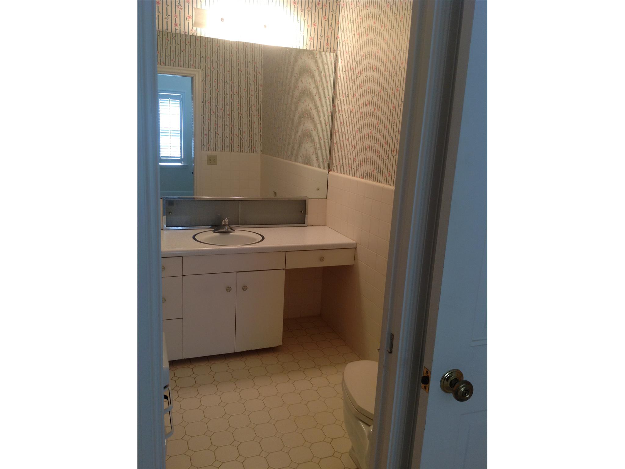 111 Honeysuckle Ln, Barnesville, GA 30204 photo 14