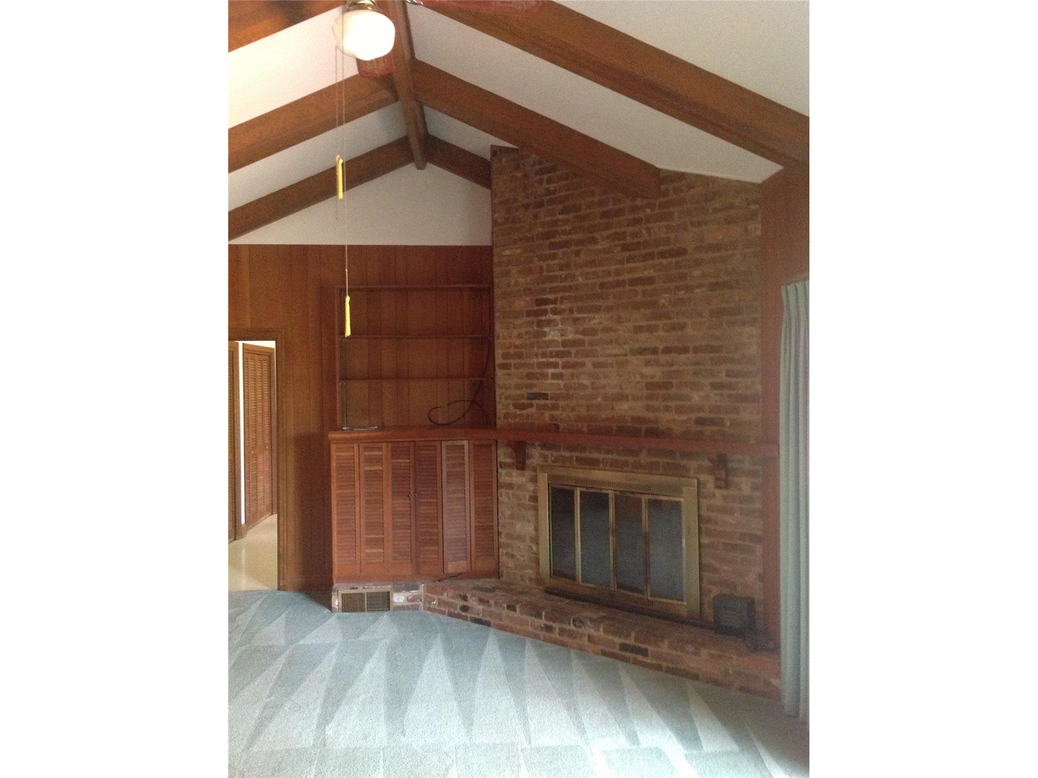 111 Honeysuckle Ln, Barnesville, GA 30204 photo 6