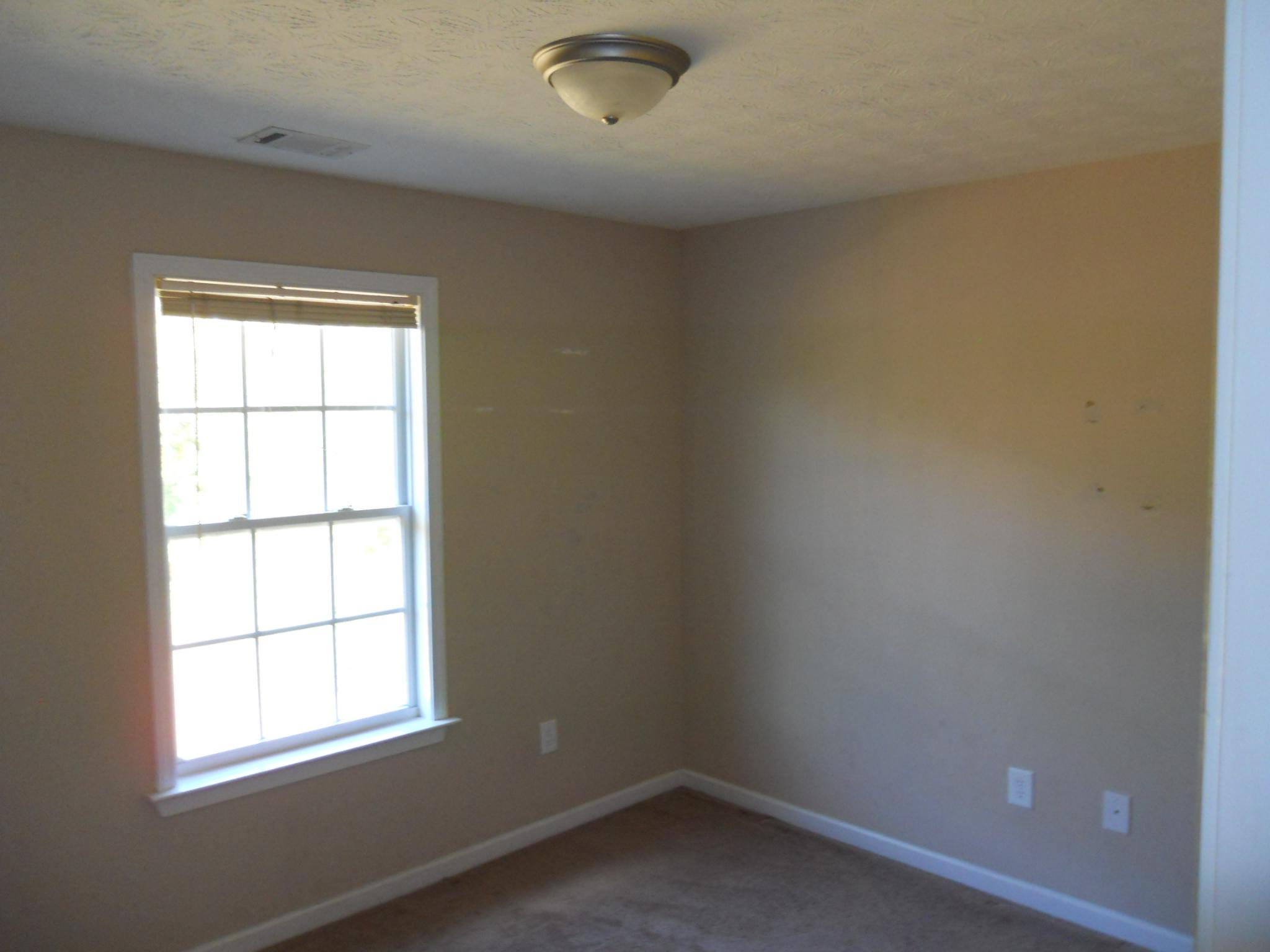 903 Leonard Rd, Lagrange, GA 30240 photo 4