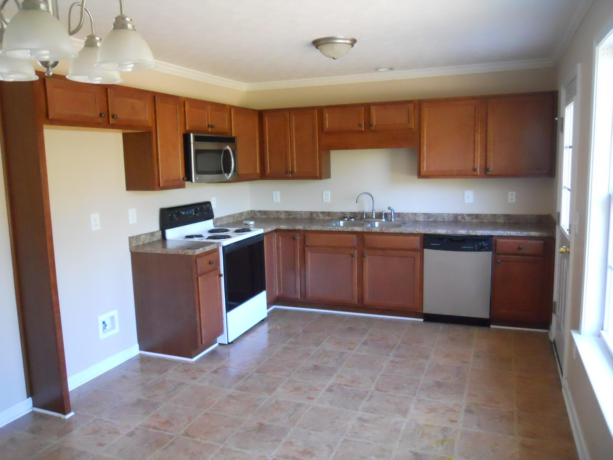 903 Leonard Rd, Lagrange, GA 30240 photo 2