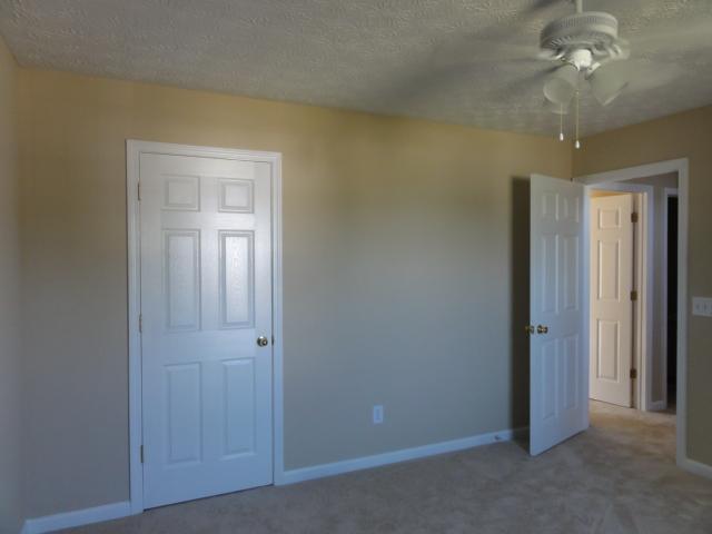 130 Avery Dr, Covington, GA 30016 photo 8