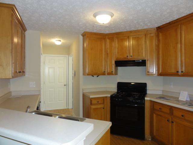 145 Lassiter Dr, Covington, GA 30016 photo 4