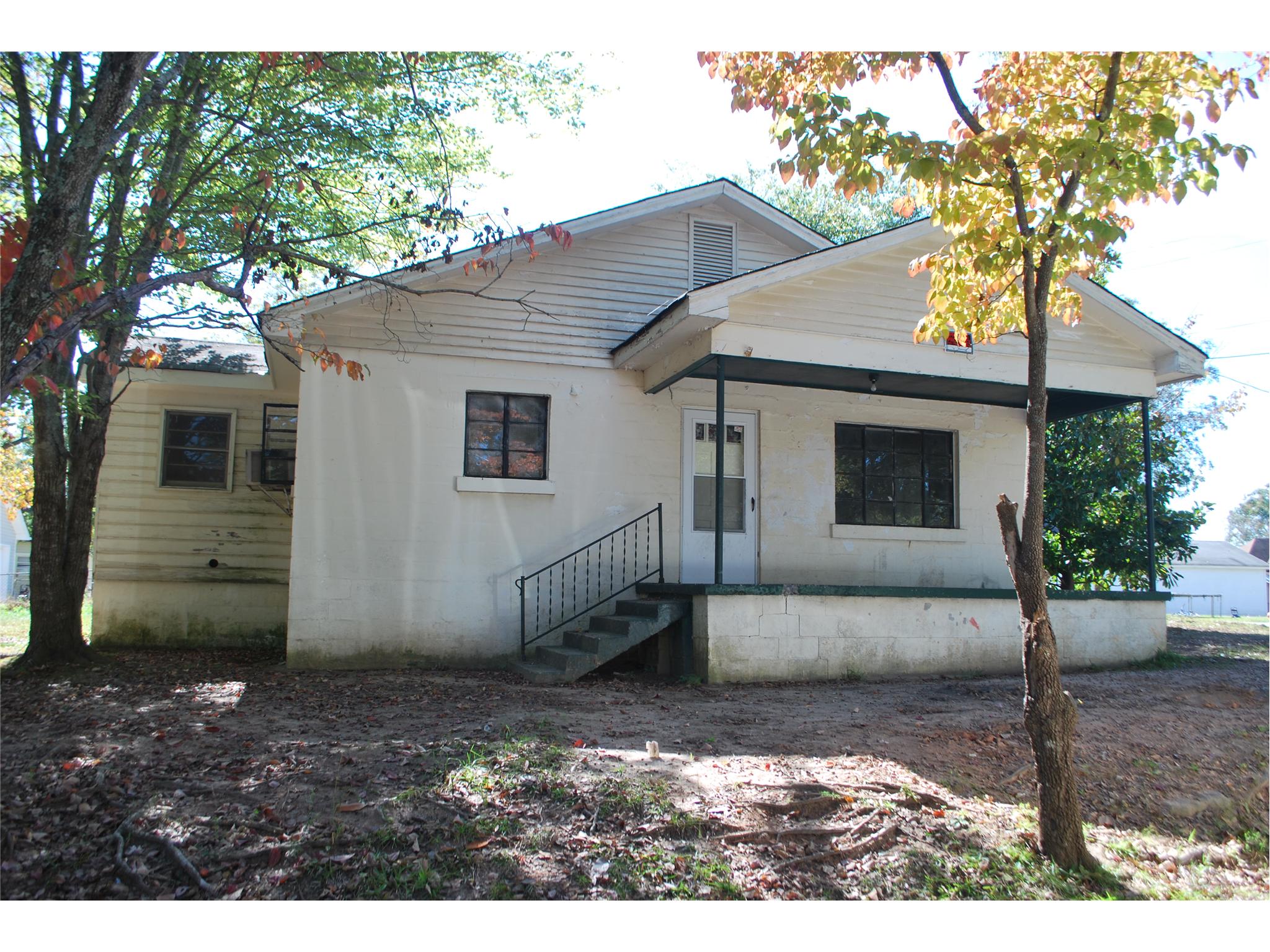 1 Pine St, Jackson, GA 30233 photo 2