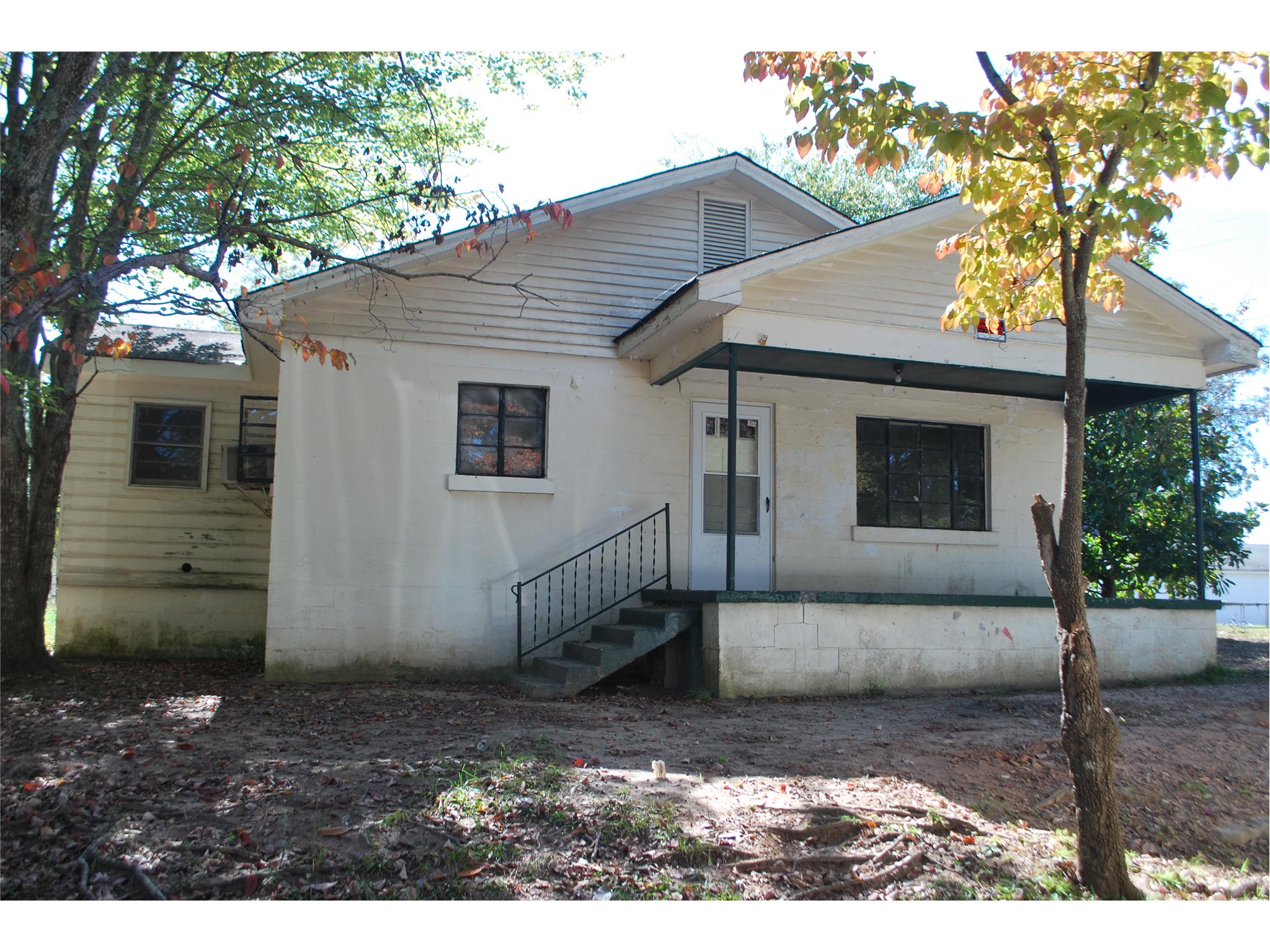 1 Pine St, Jackson, GA 30233 photo 1