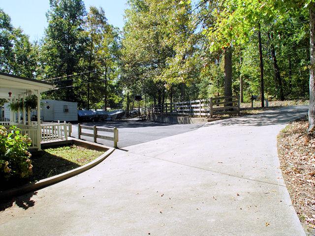 112 Friddell Rd, Jackson, GA 30233 photo 4