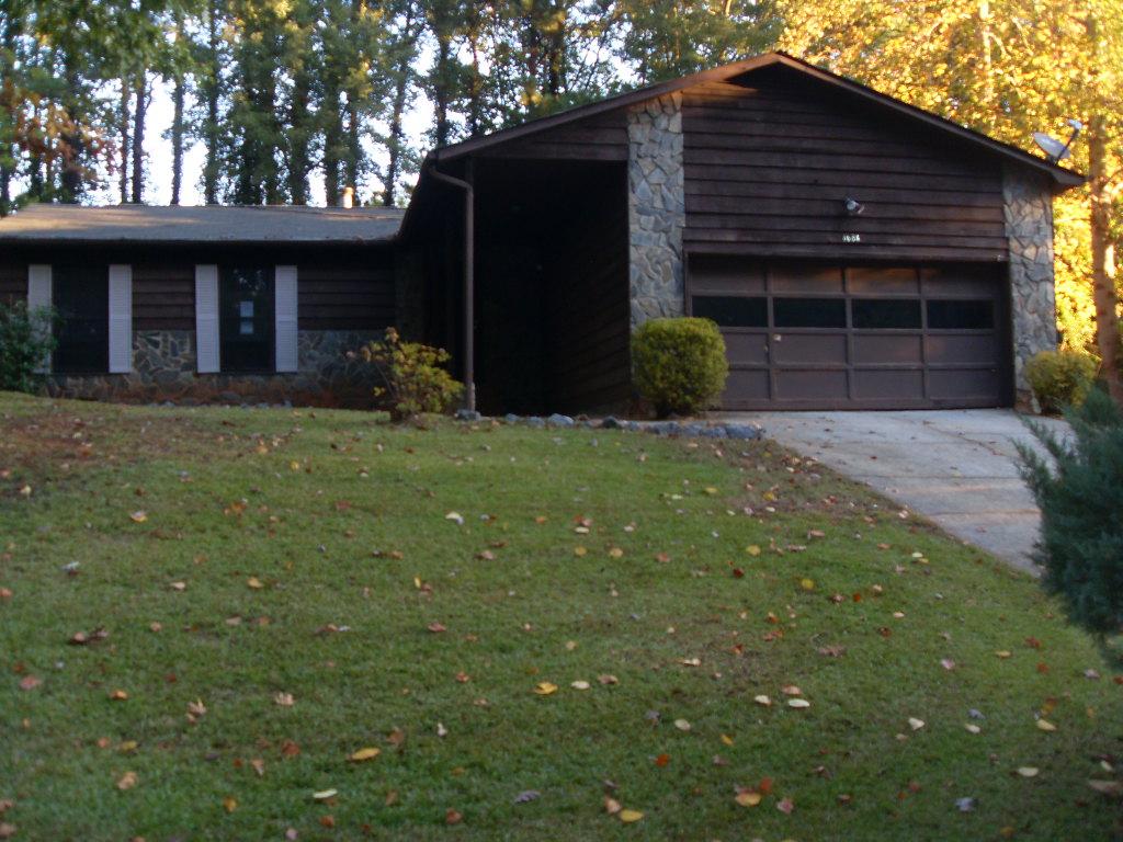 1684 Duffey Dr, Morrow, GA 30260 photo 1