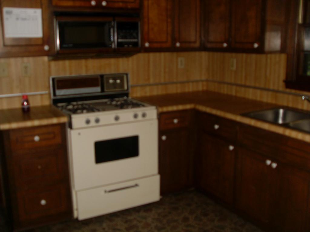 1684 Duffey Dr, Morrow, GA 30260 photo 9