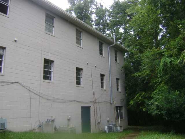1086 Clinton Rd, Macon, GA 31206 photo 3