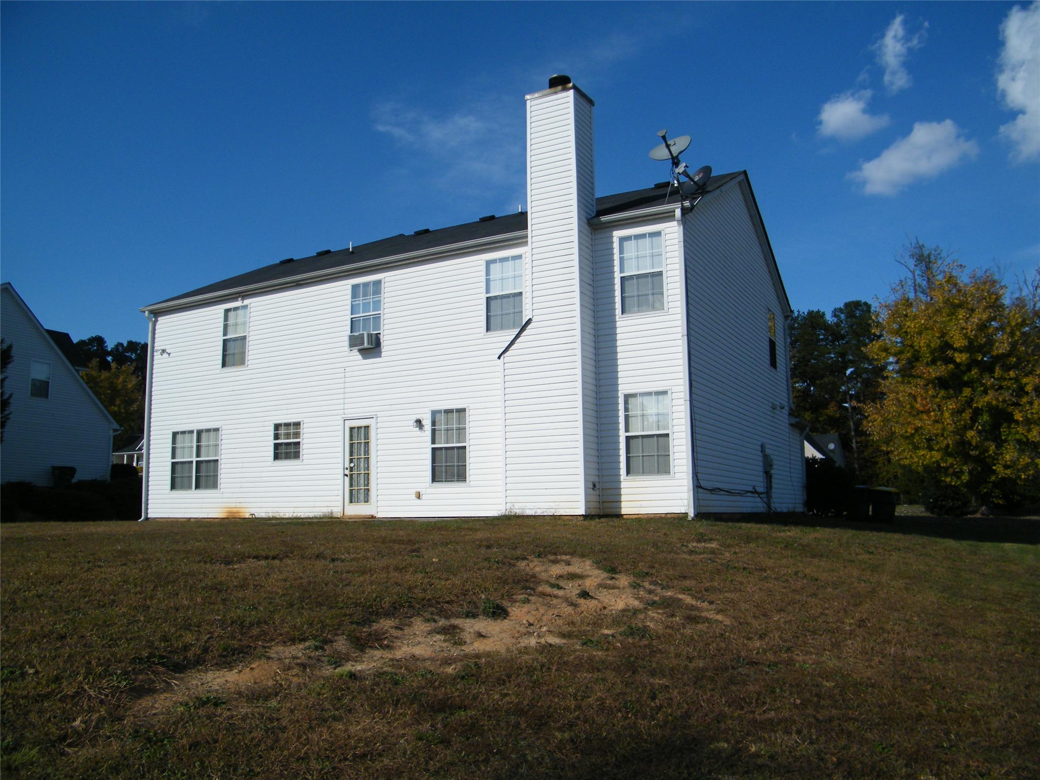 774 Baskins Cir, Winder, GA 30680 photo 4