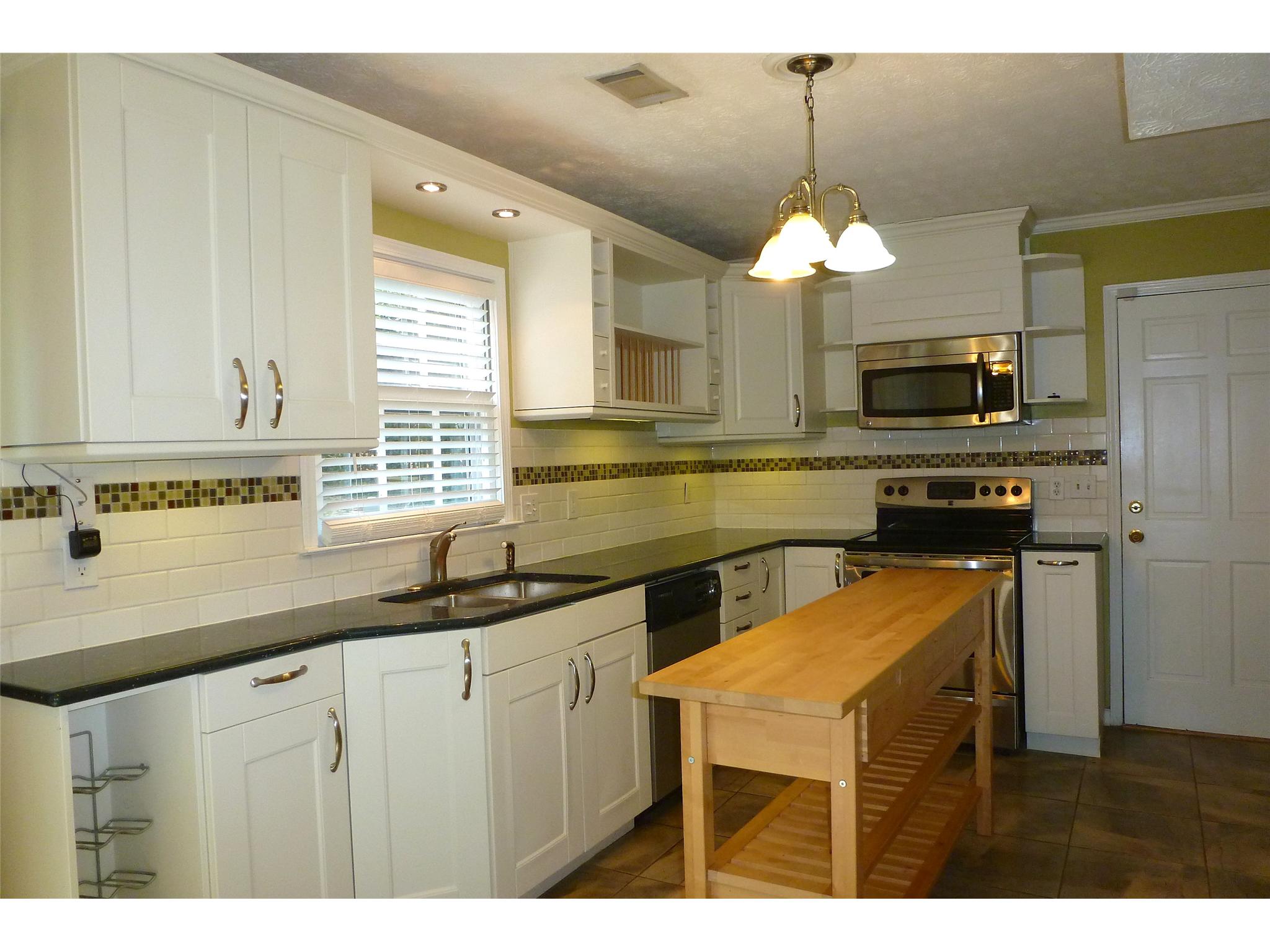 4846 High Forest Dr, Duluth, GA 30096 photo 2