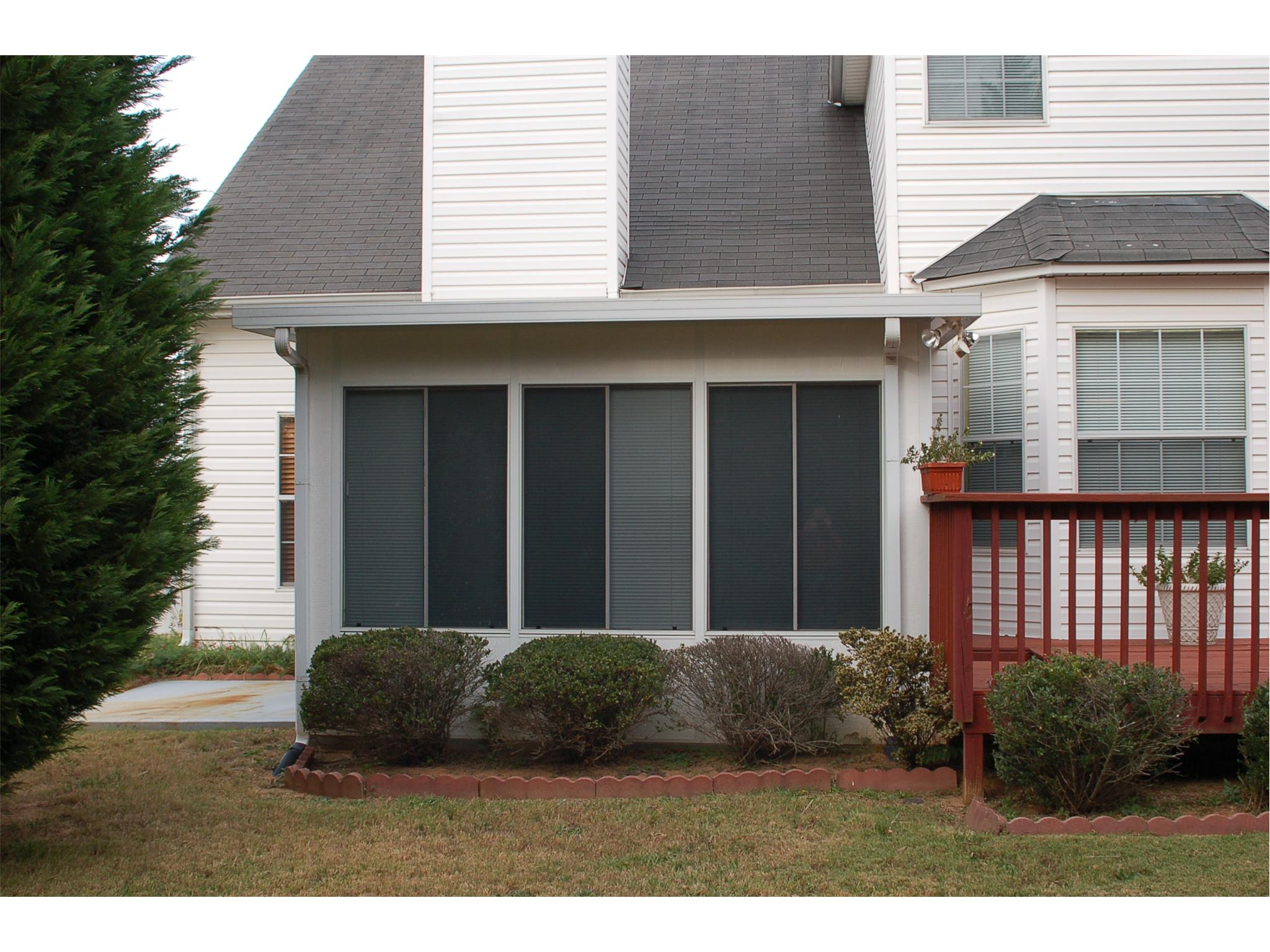1309 Pebble Beach Ln, Hampton, GA 30228 photo 2