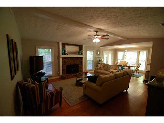3862 Everett Ct, Duluth, GA 30097 photo 2