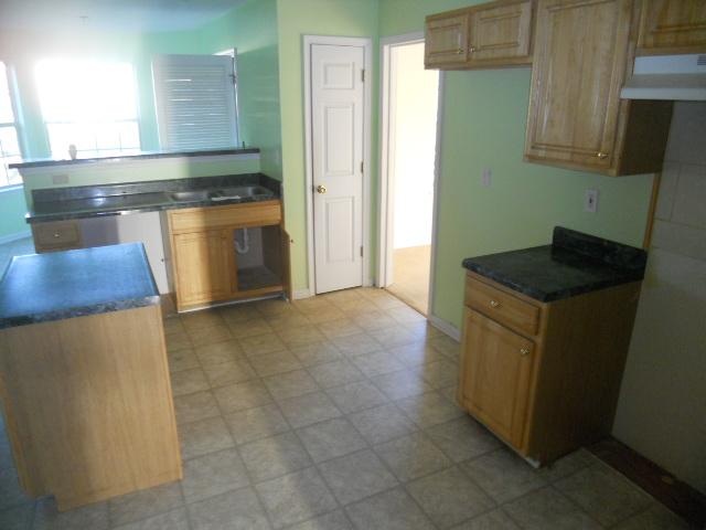 20 Short Cir, Covington, GA 30016 photo 5