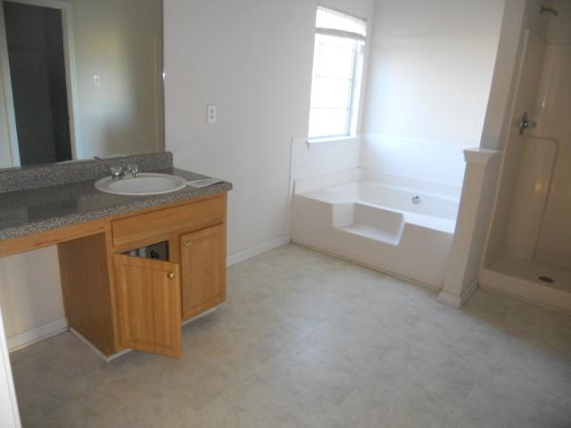 20 Short Cir, Covington, GA 30016 photo 11