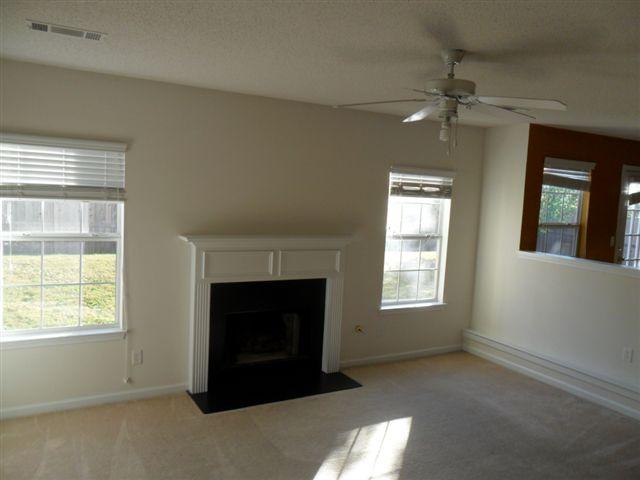 544 Gonzaga Cir, Hampton, GA 30228 photo 3