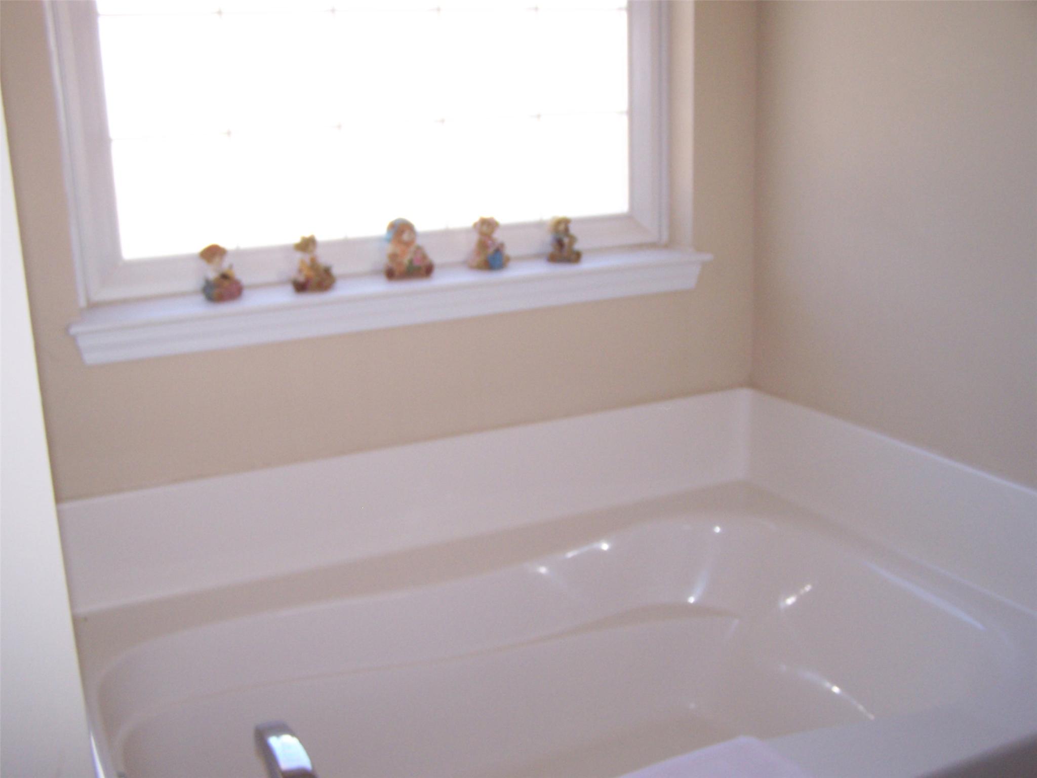 106 Preakness Dr, Lagrange, GA 30240 photo 9