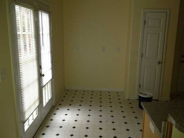 12871 Dolphin Pt, Hampton, GA 30228 photo 7