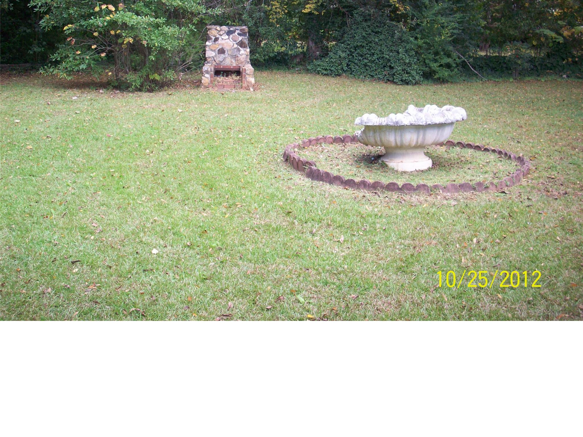 401 E 7th St, West Point, GA 31833 photo 2