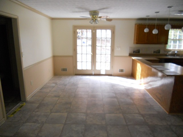 9159 Tara Dr, Covington, GA 30014 photo 7