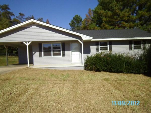 433 Scenic Dr, Toccoa, GA 30577 photo 1