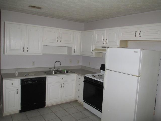 799 Steele Dr, Hampton, GA 30228 photo 2