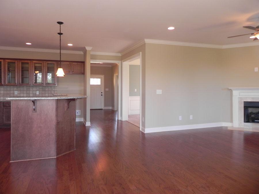 101 Creek Pointe Dr, Lagrange, GA 30240 photo 2
