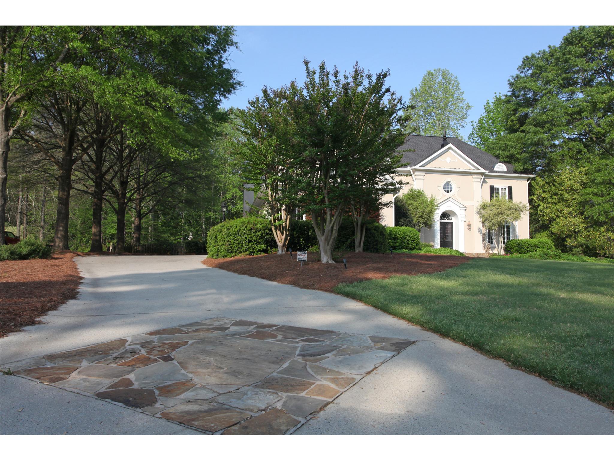 4299 Ridgegate Dr, Duluth, GA 30097 photo 2