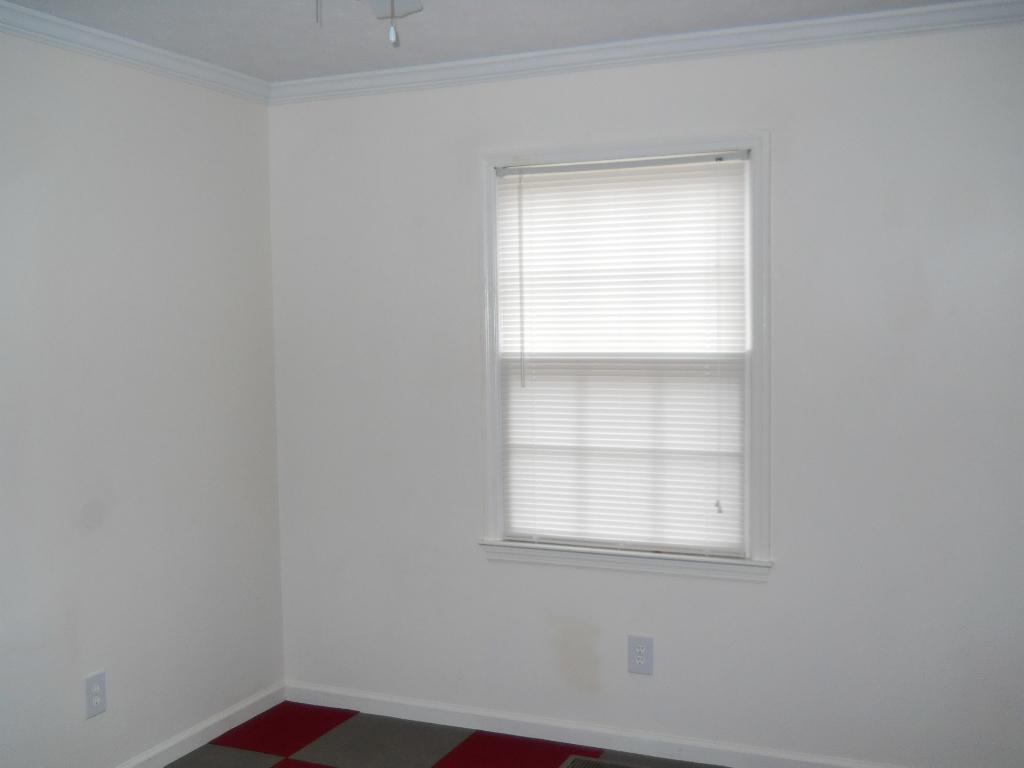 308 Dix St, Lagrange, GA 30241 photo 5