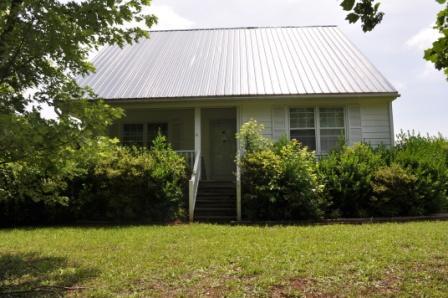 3388 Comer Paoli Rd, Comer, GA 30629 photo 1
