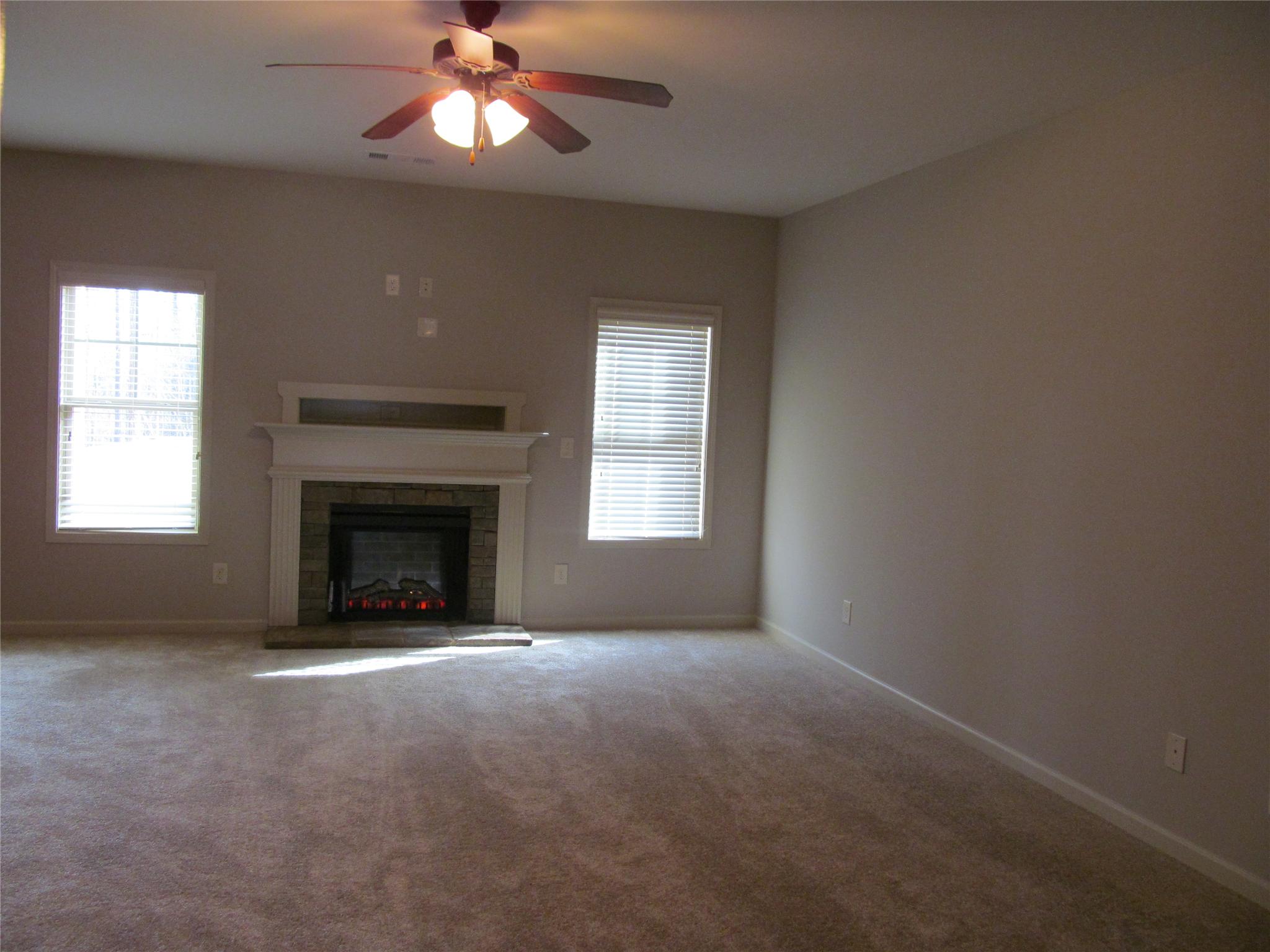 825 John Lovelace Rd, Lagrange, GA 30241 photo 3