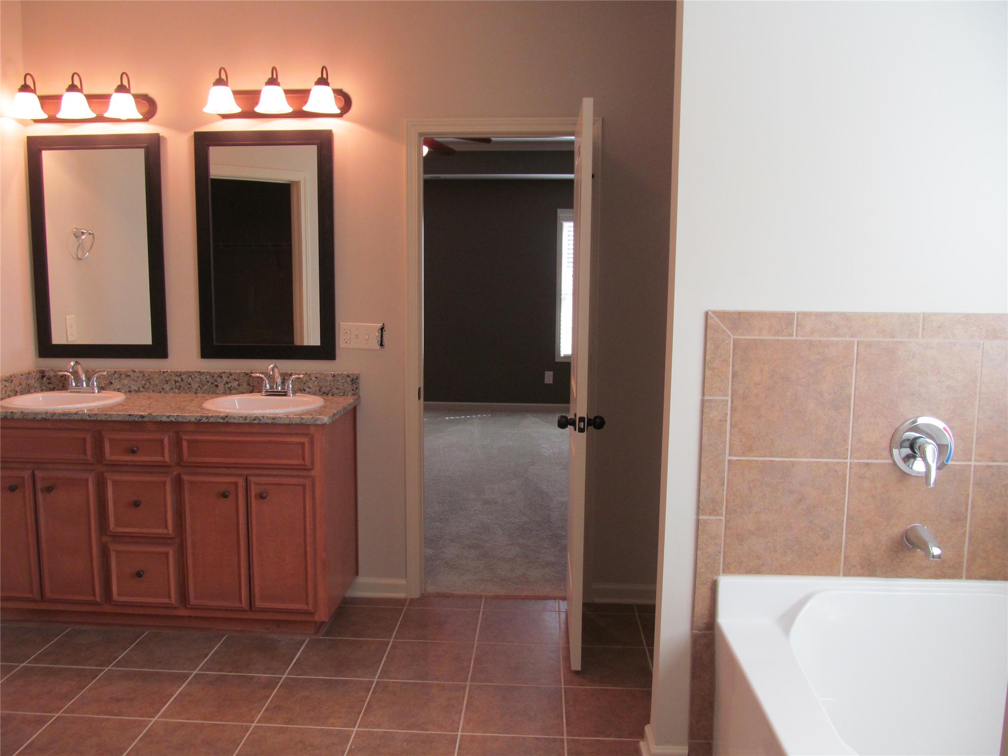 825 John Lovelace Rd, Lagrange, GA 30241 photo 8