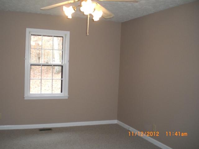 281 Bent Oak Dr, Cornelia, GA 30531 photo 4